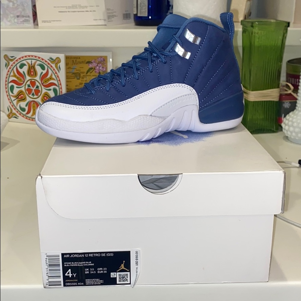 Retro 12 “indigo”